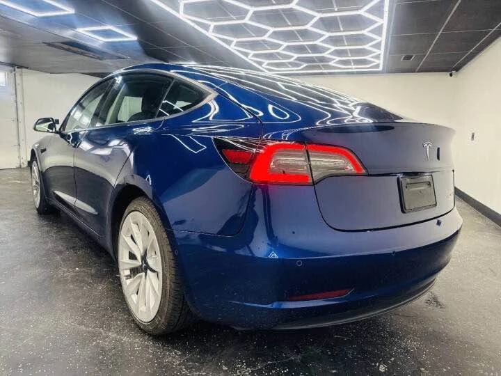 2021 Tesla Model 3 - Image 5 of 8