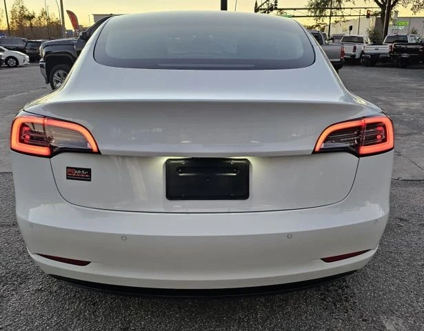 2021 Tesla Model 3 - Image 6 of 21