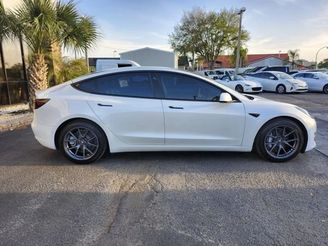 2021 Tesla Model 3 - Image 4 of 21