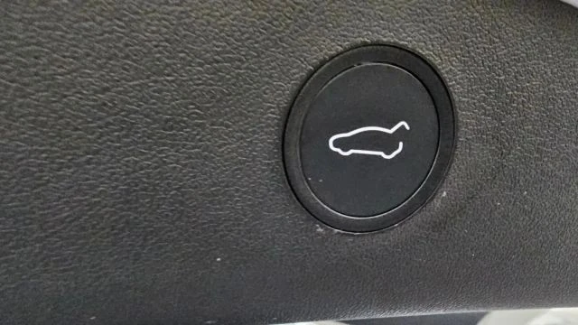 2021 Tesla Model 3 - Image 8 of 21