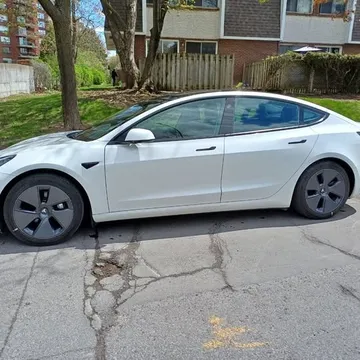 2021 Tesla Model 3 SR+
