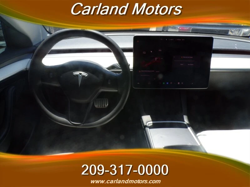 2021 Tesla Model 3 Performance - Image 13 of 18