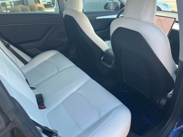 2021 Tesla Model 3 Performance - Image 20 of 21
