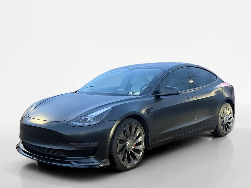 2021 Tesla Model 3 Performance - Image 4 of 21