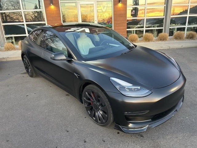 2021 Tesla Model 3 Performance - Image 2 of 21