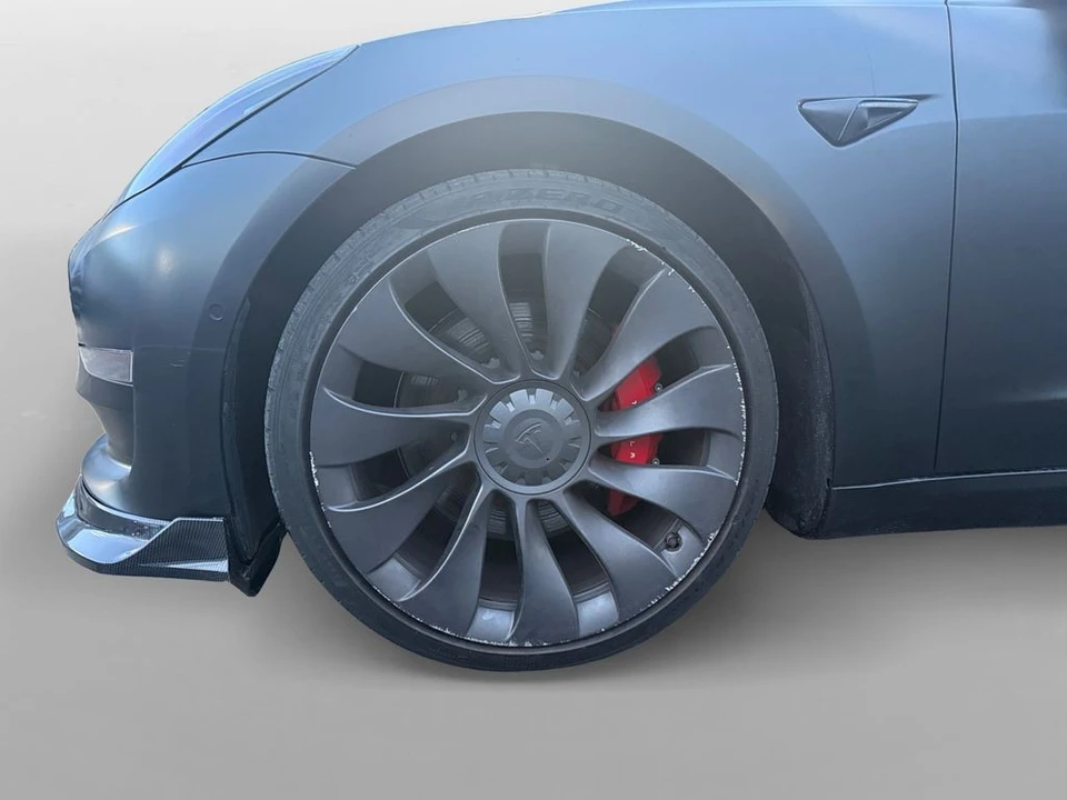 2021 Tesla Model 3 Performance - Image 10 of 21