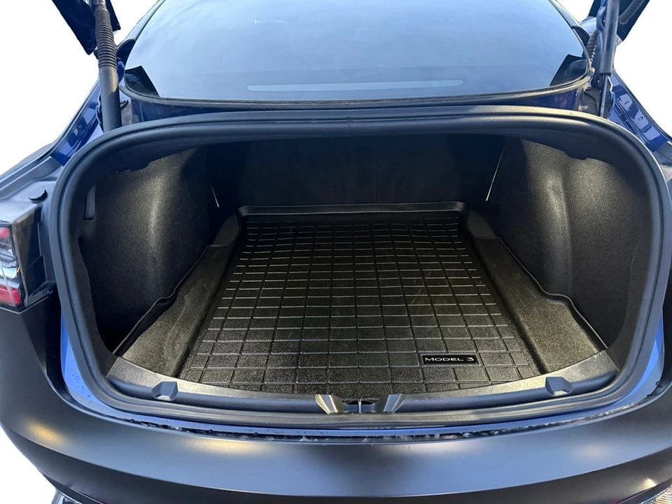 2021 Tesla Model 3 Performance - Image 17 of 21
