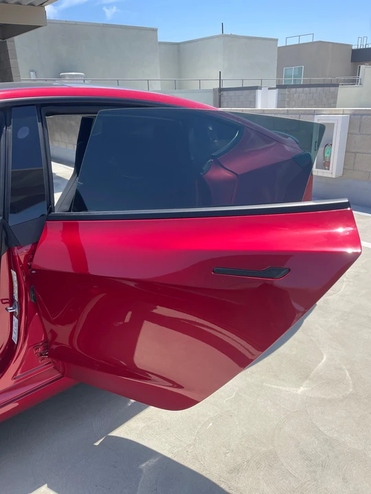 2021 Tesla Model 3 Performance - Image 27 of 31