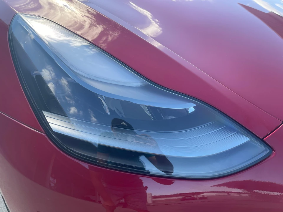 2021 Tesla Model 3 Performance - Image 17 of 31
