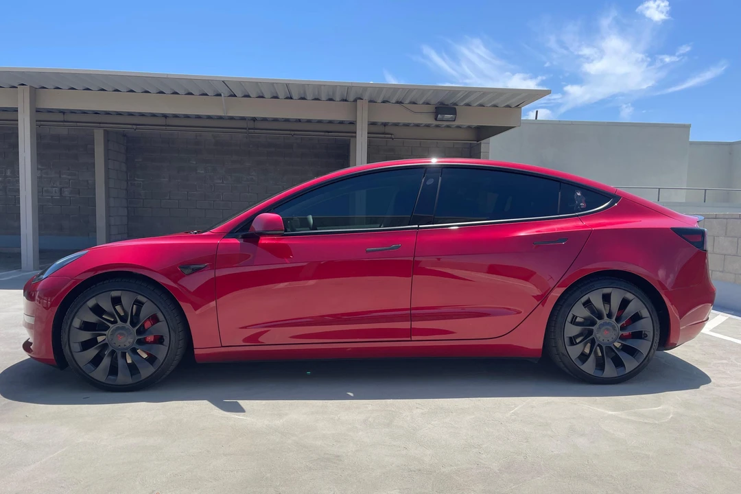 2021 Tesla Model 3 Performance - Image 3 of 31