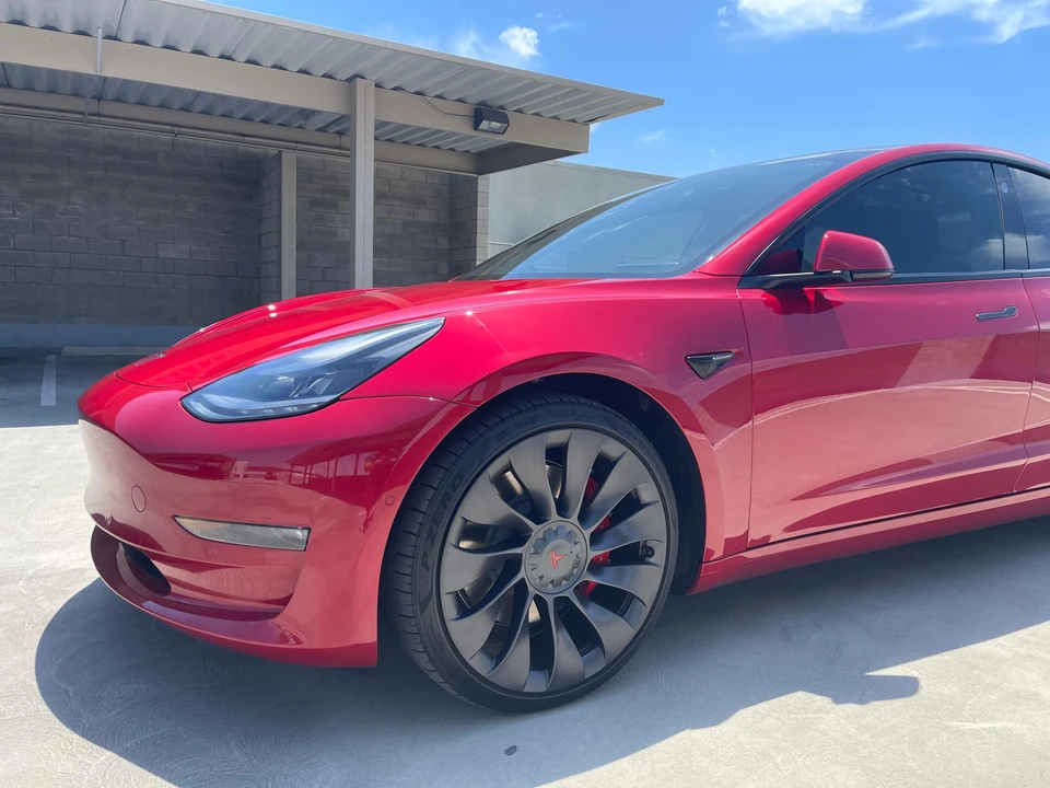 2021 Tesla Model 3 Performance - Image 23 of 31