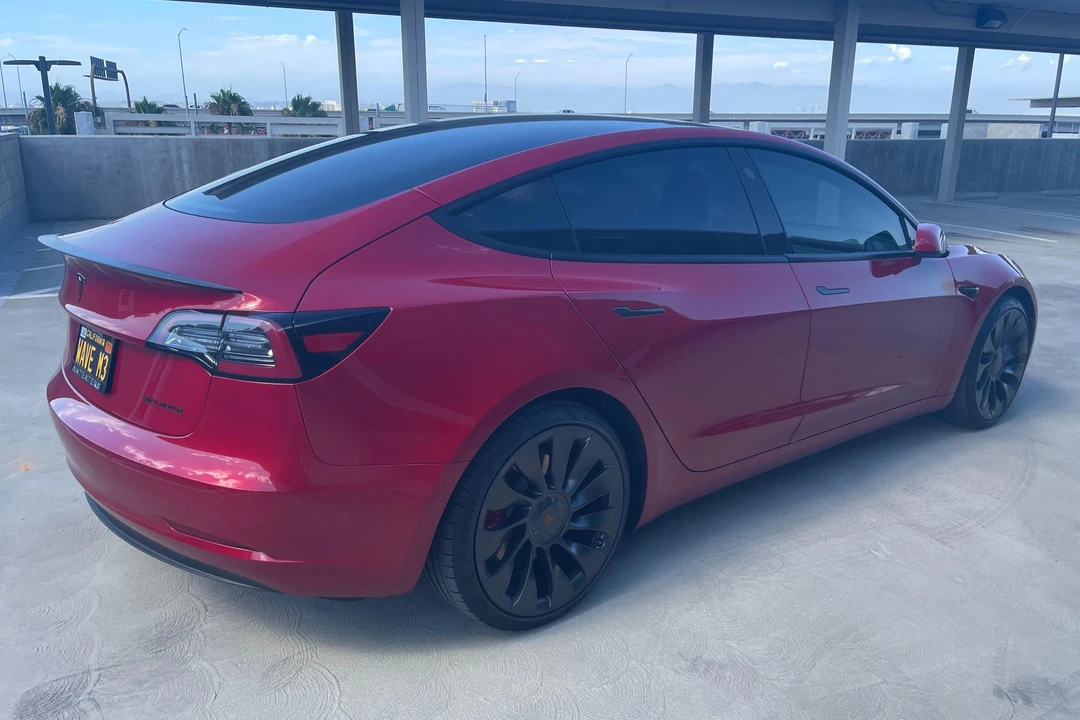 2021 Tesla Model 3 Performance - Image 4 of 31