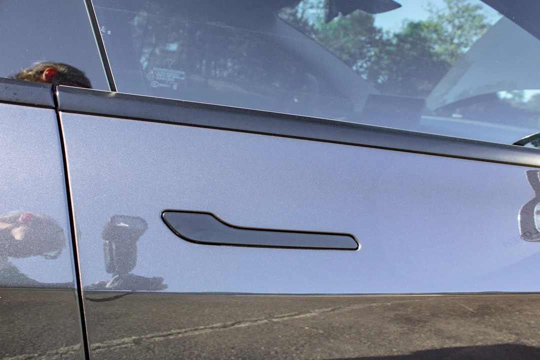 2021 Tesla Model 3 Performance - Image 15 of 31