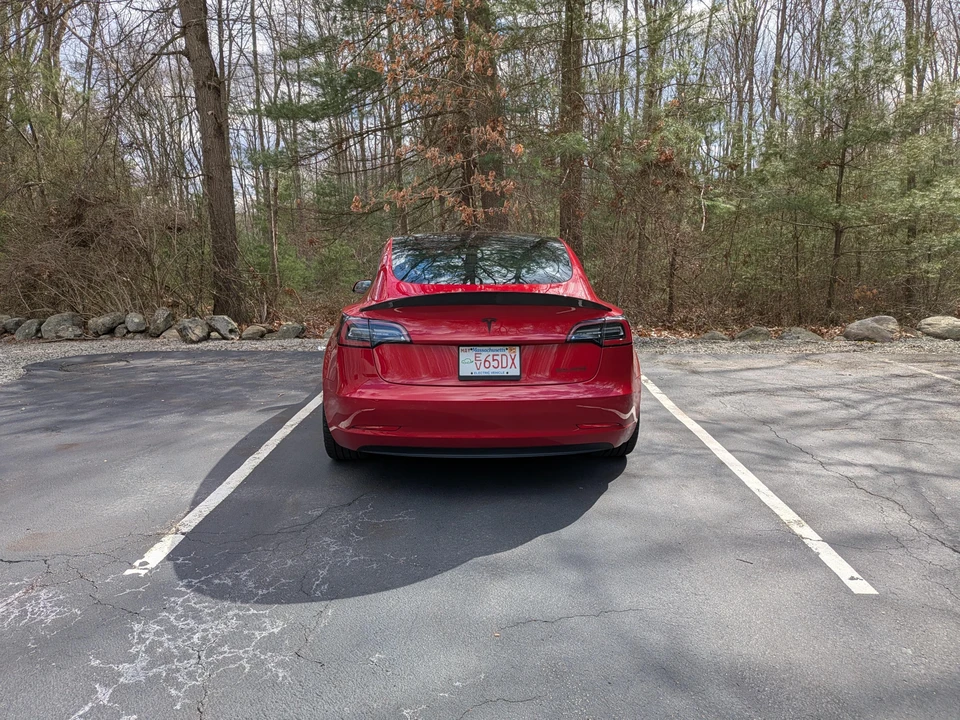 2021 Tesla Model 3 Performance - Image 19 of 31