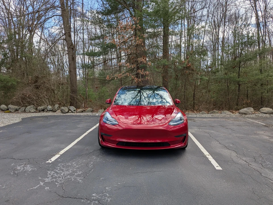 2021 Tesla Model 3 Performance - Image 15 of 31
