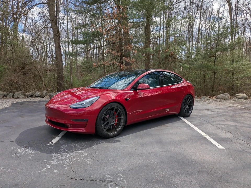 2021 Tesla Model 3 Performance - Image 16 of 31