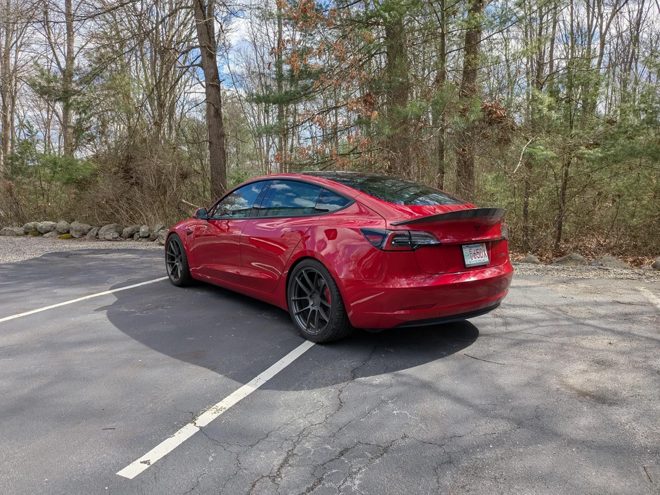 2021 Tesla Model 3 Performance - Image 18 of 31