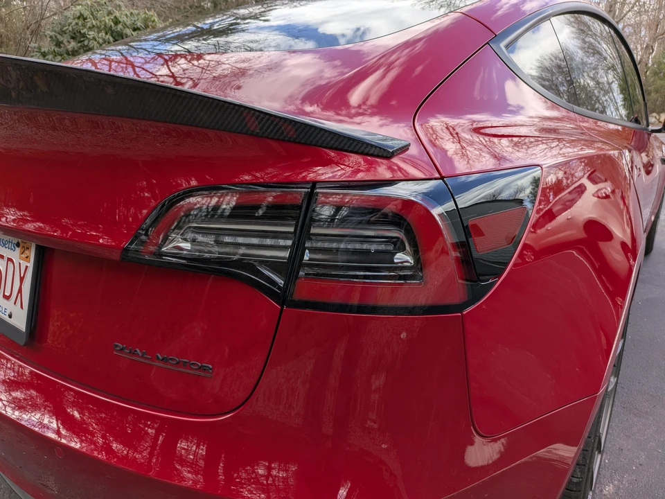 2021 Tesla Model 3 Performance - Image 26 of 31