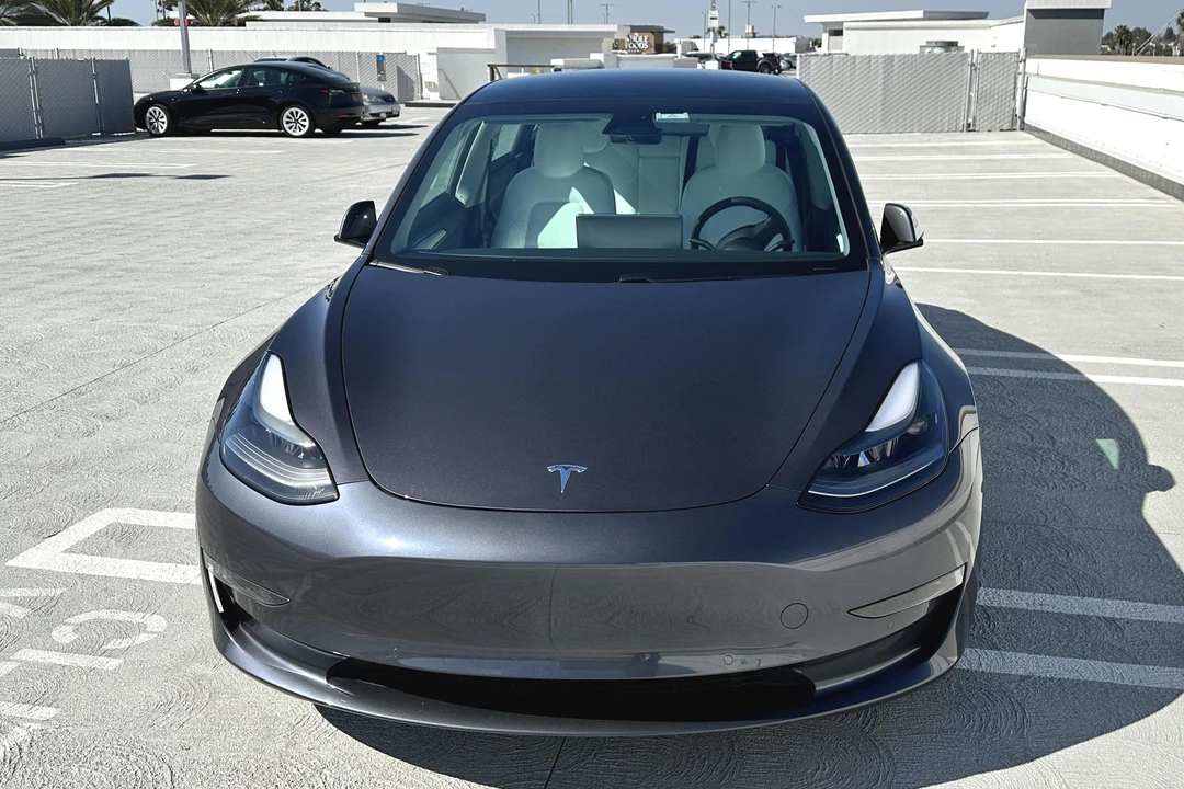 2021 Tesla Model 3 Performance - Image 2 of 9