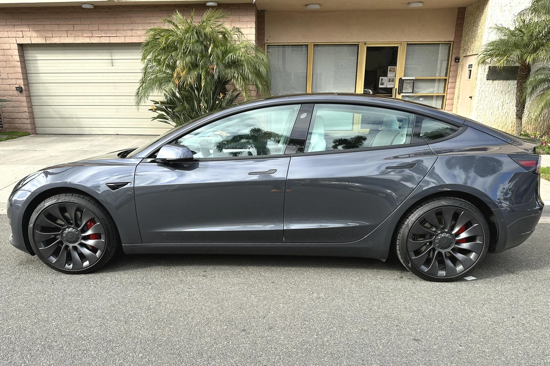 2021 Tesla Model 3 Performance - Image 3 of 9