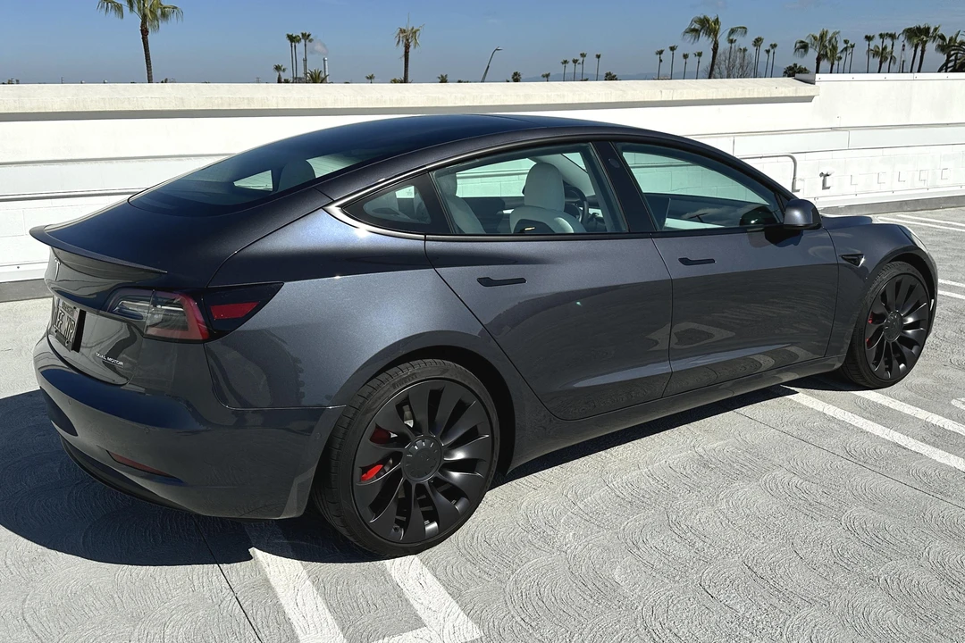 2021 Tesla Model 3 Performance - Image 4 of 9