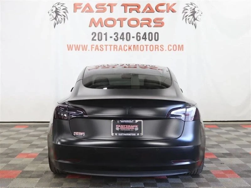2021 Tesla Model 3 Performance - Image 5 of 12
