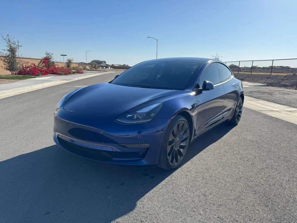 2021 Tesla Model 3 Performance - Image 7 of 31