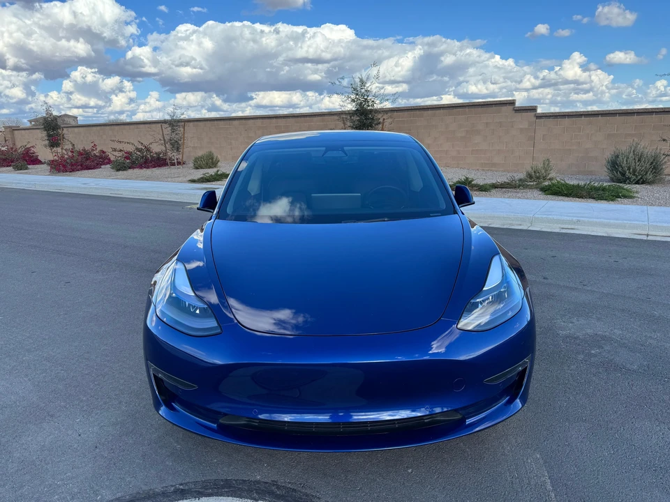 2021 Tesla Model 3 Performance - Image 6 of 31