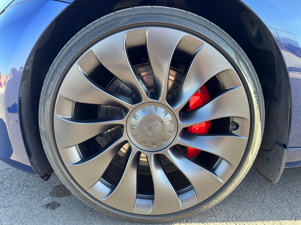 2021 Tesla Model 3 Performance - Image 29 of 31