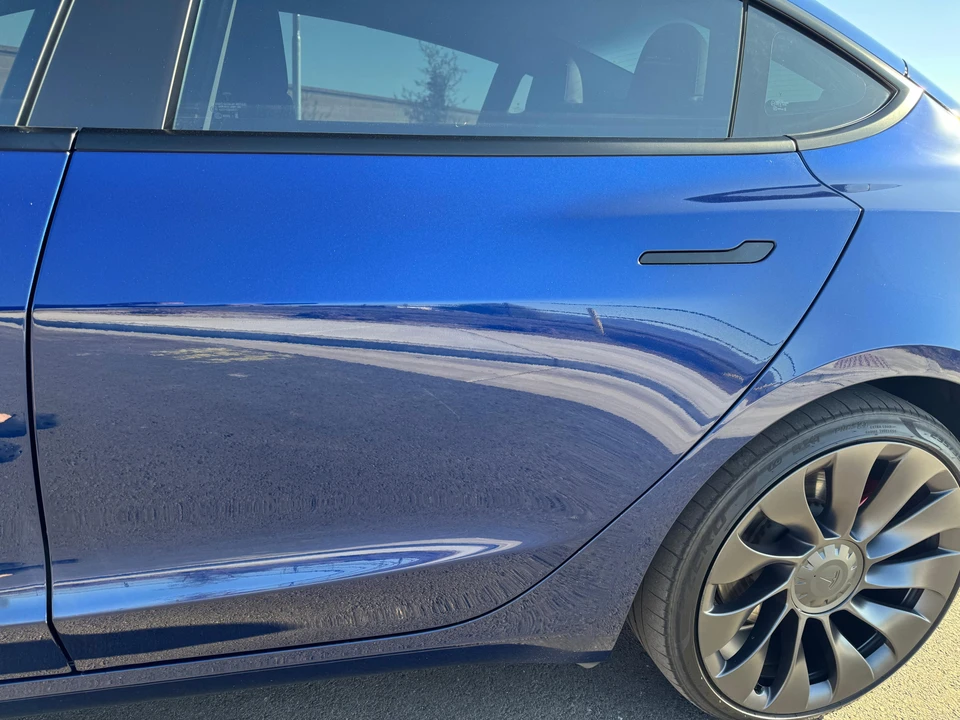 2021 Tesla Model 3 Performance - Image 19 of 31