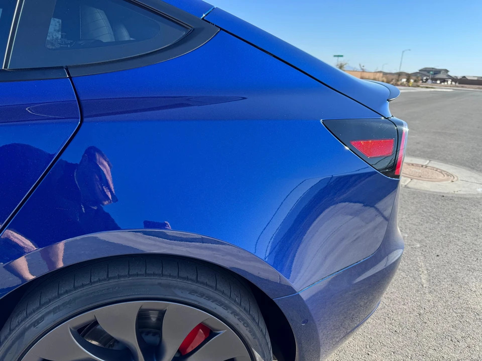 2021 Tesla Model 3 Performance - Image 20 of 31