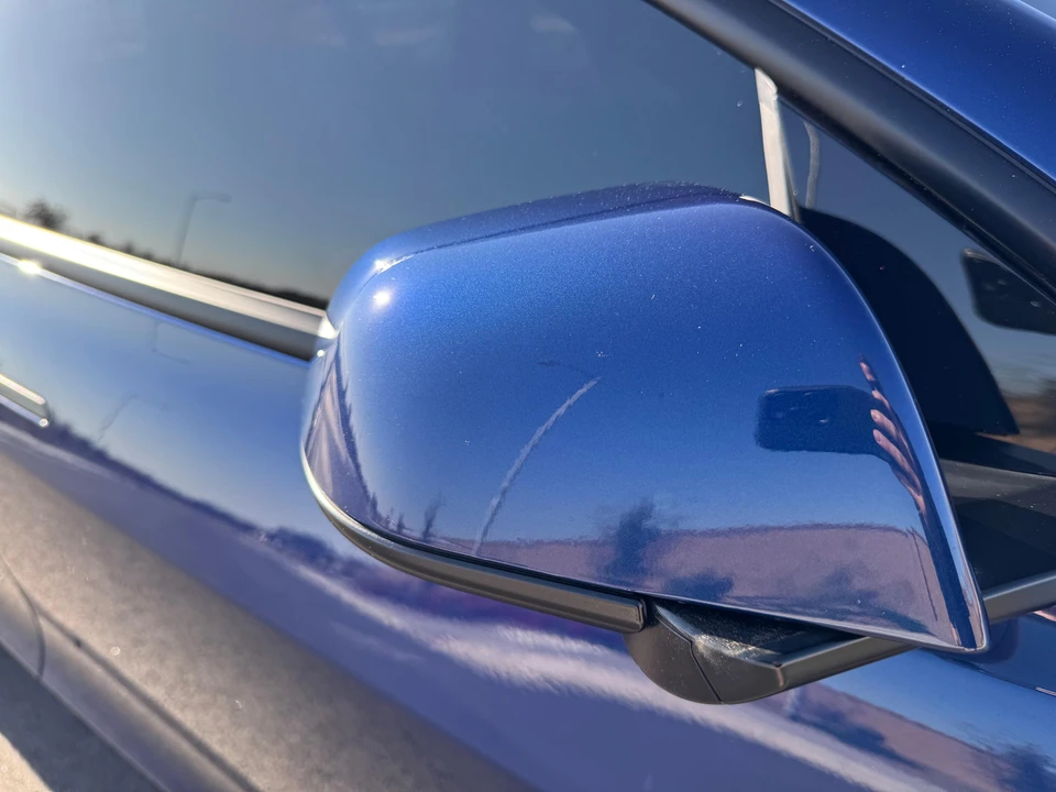 2021 Tesla Model 3 Performance - Image 27 of 31