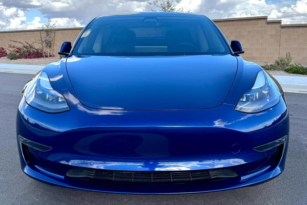 2021 Tesla Model 3 Performance - Image 2 of 31