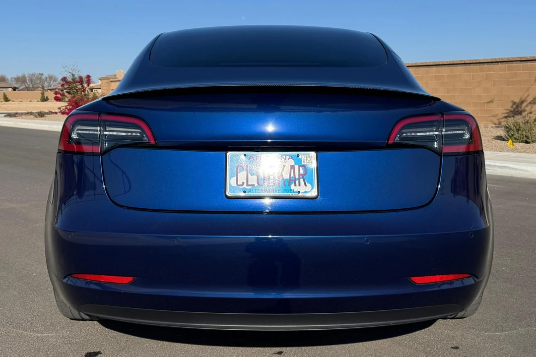 2021 Tesla Model 3 Performance - Image 5 of 31