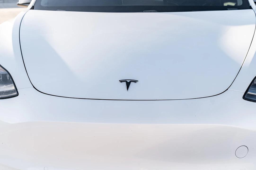 2021 Tesla Model 3 Performance - Image 11 of 31