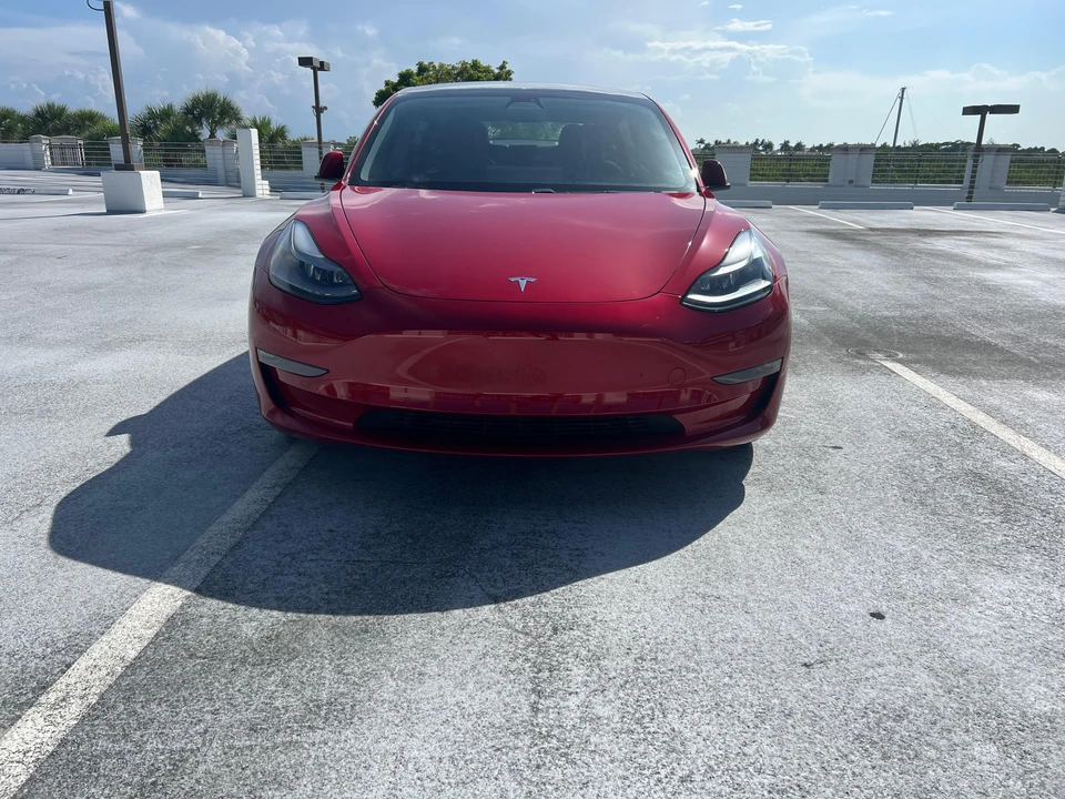 2021 Tesla Model 3 Performance - Image 6 of 31