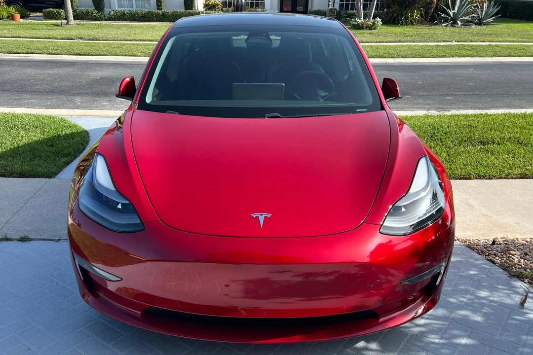 2021 Tesla Model 3 Performance - Image 2 of 31