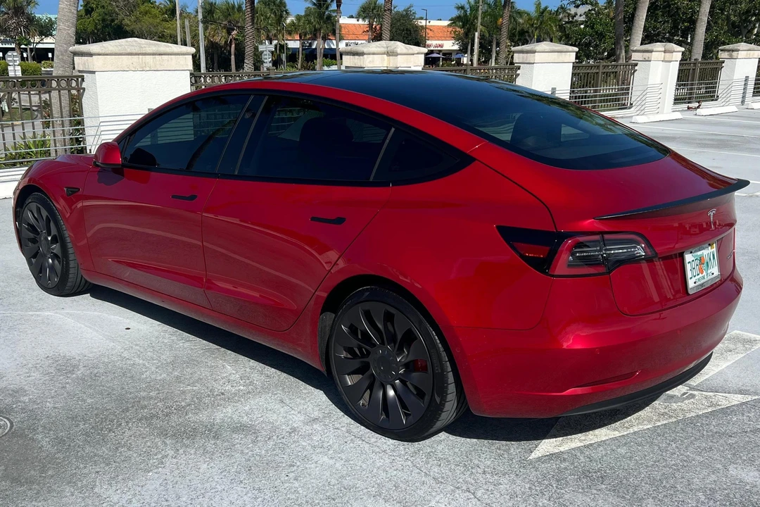 2021 Tesla Model 3 Performance - Image 4 of 31
