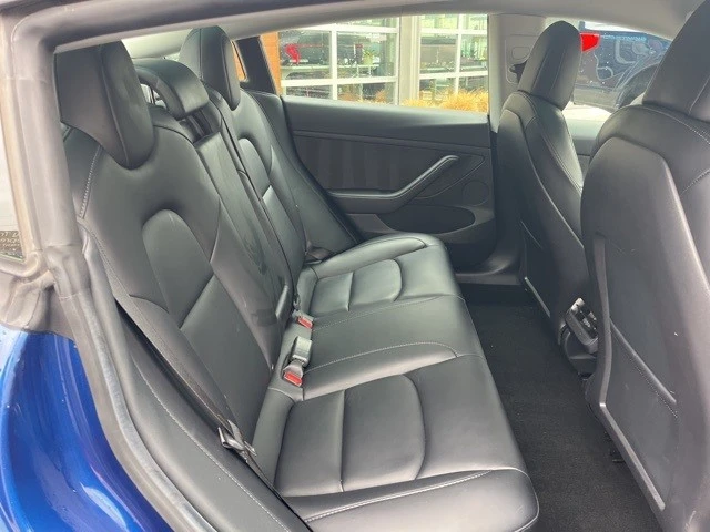 2021 Tesla Model 3 Performance - Image 18 of 21