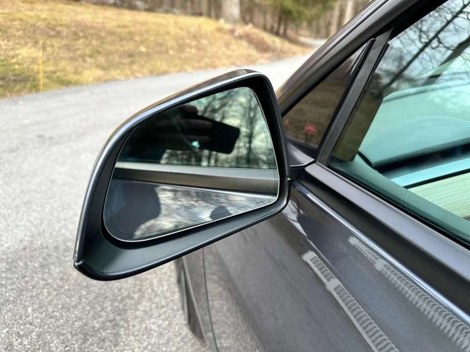 2021 Tesla Model 3 Performance - Image 16 of 31