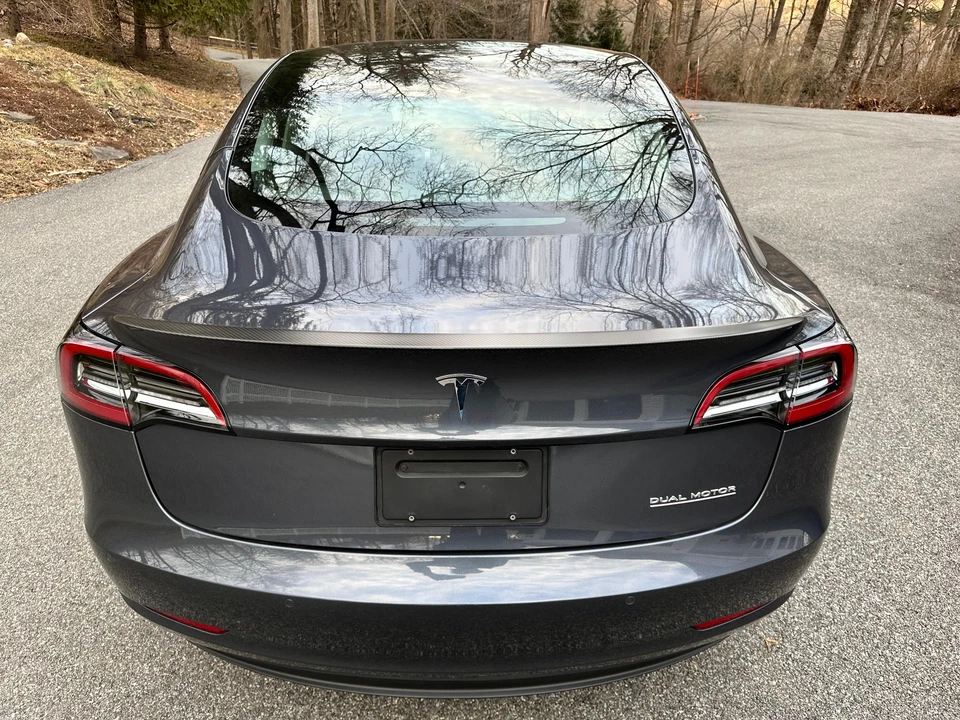 2021 Tesla Model 3 Performance - Image 10 of 31