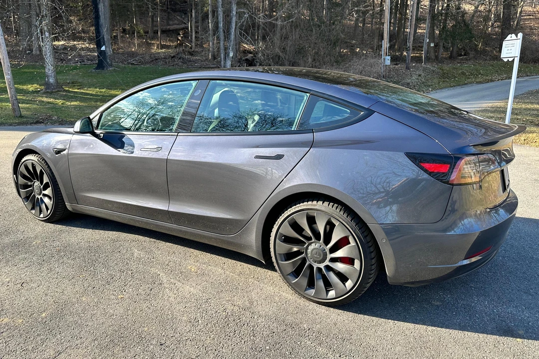 2021 Tesla Model 3 Performance - Image 4 of 31