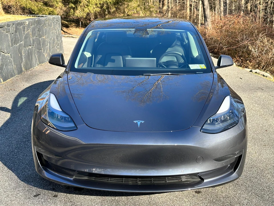 2021 Tesla Model 3 Performance - Image 6 of 31