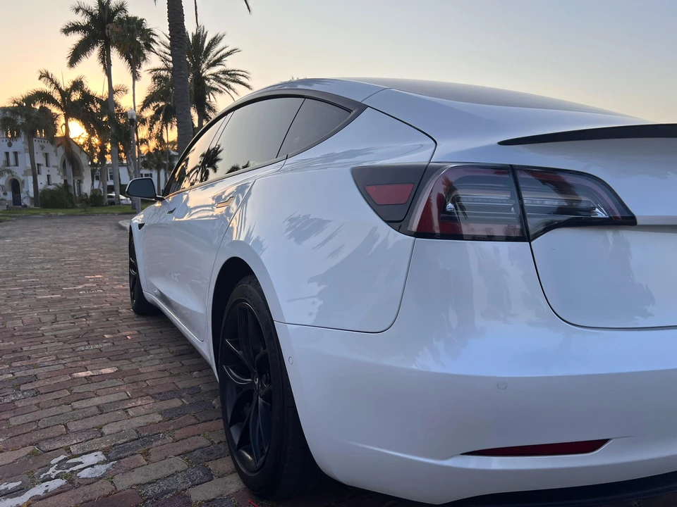 2021 Tesla Model 3 Performance - Image 31 of 31