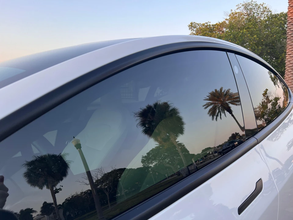 2021 Tesla Model 3 Performance - Image 21 of 31