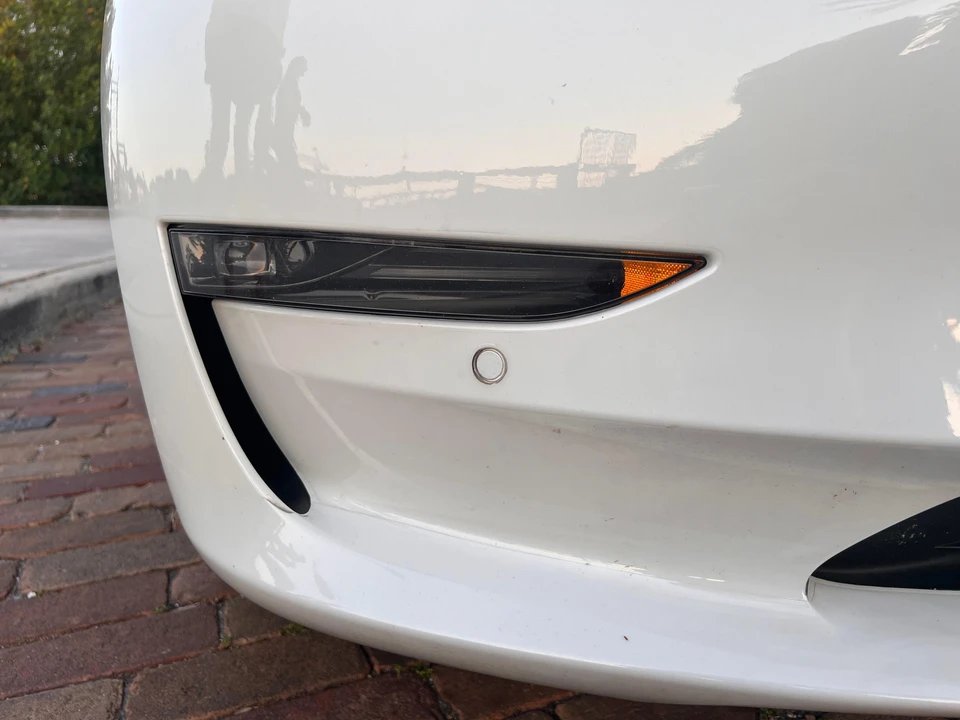 2021 Tesla Model 3 Performance - Image 15 of 31