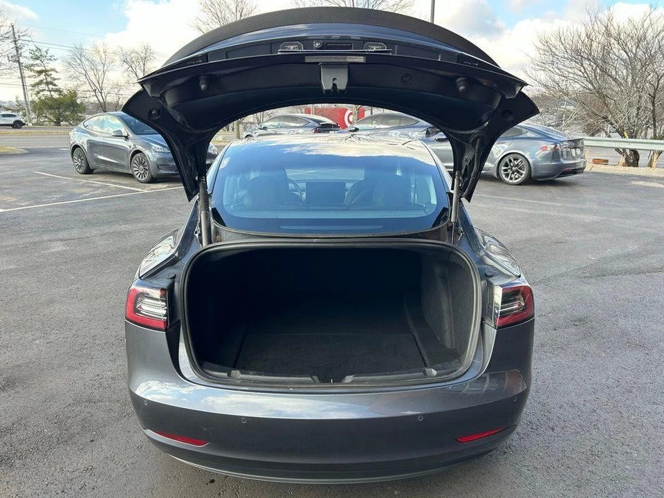 2021 Tesla Model 3 Performance - Image 7 of 17