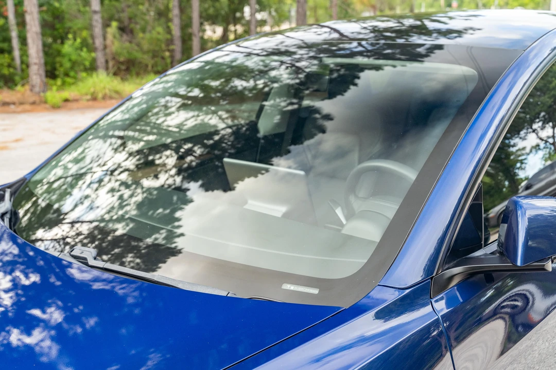 2021 Tesla Model 3 Performance - Image 23 of 31