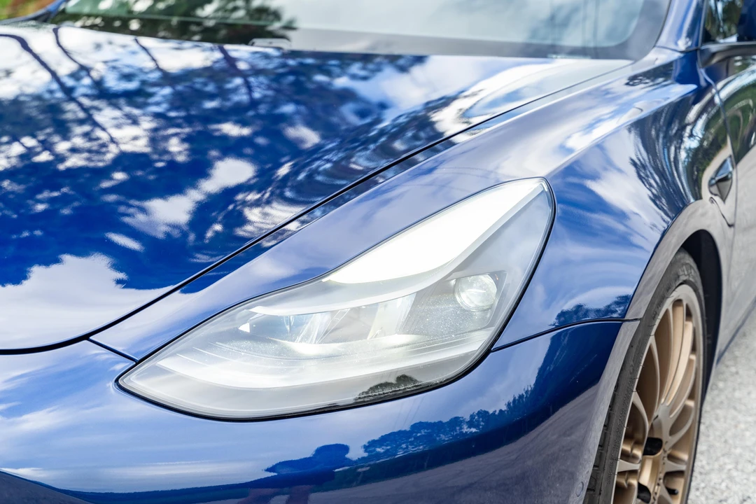 2021 Tesla Model 3 Performance - Image 22 of 31