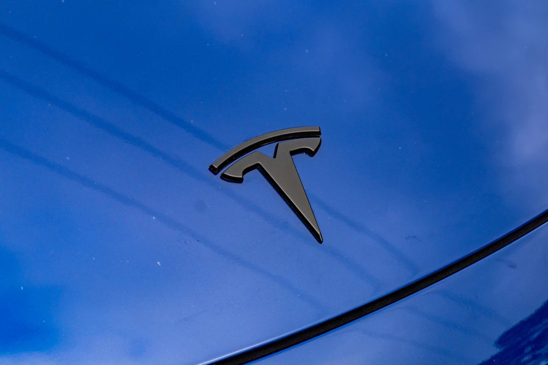 2021 Tesla Model 3 Performance - Image 19 of 31